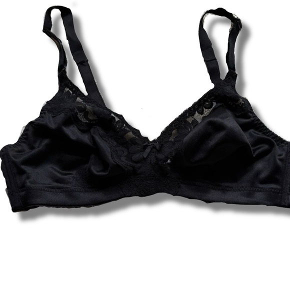 smart Other - Vintage Smart Black Lace Unpadded Bra | Size 38B | Classic Wire-Free Lingerie